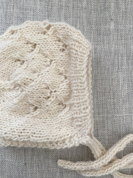 Lace Bonnet
